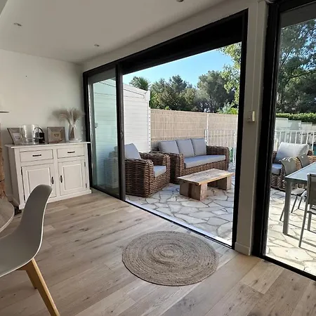 Mazet Avec Piscine Privee Proche Et Commerces A Trois Mn A Pied A Valmer Vakantiehuis La Croix-Valmer