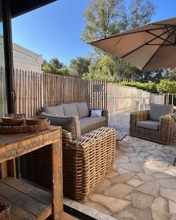 Vakantiehuis Mazet Avec Piscine Privee Proche Et Commerces A Trois Mn A Pied A Valmer La Croix-Valmer