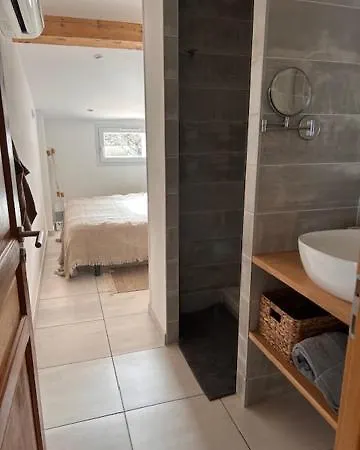 Mazet Avec Piscine Privée Proche Et Commerces à Trois Mn à Pied à Valmer * La Croix-Valmer