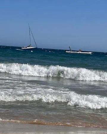 Mazet Avec Piscine Privée Proche Et Commerces à Trois Mn à Pied à Valmer La Croix-Valmer