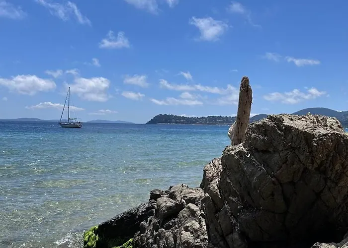 Mazet Avec Piscine Privee Proche Et Commerces A Trois Mn A Pied A Valmer La Croix-Valmer