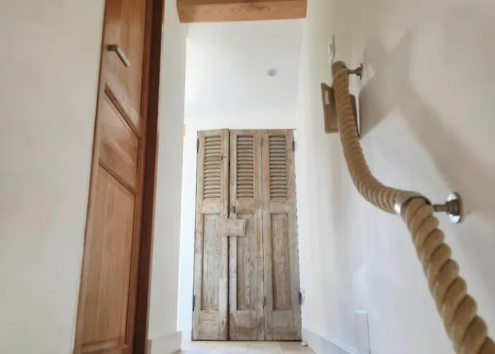 Mazet Avec Piscine Privee Proche Et Commerces A Trois Mn A Pied A Valmer La Croix-Valmer